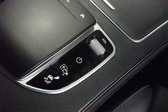 Mercedes-Benz GLC300 d 18 of 28