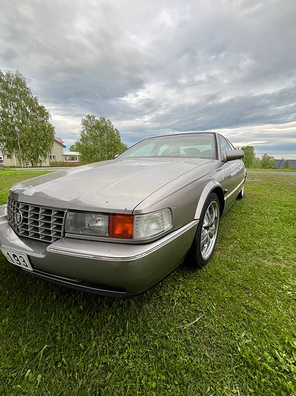 Cadillac Seville 2 of 5