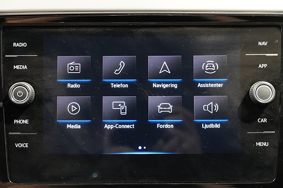 Volkswagen Passat 9 of 21