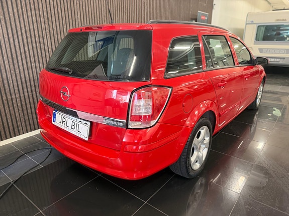 Opel Astra 5 of 5