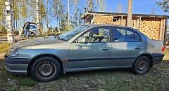 Toyota Avensis 3 of 3