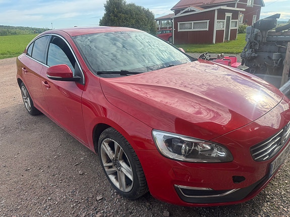 Volvo S60 5 of 5