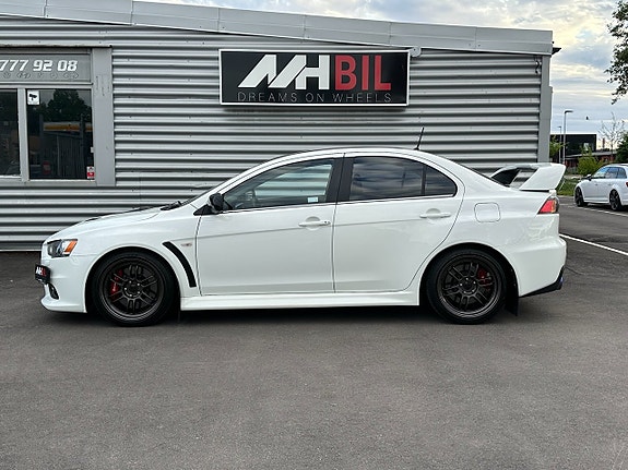 Mitsubishi Lancer 2 of 23