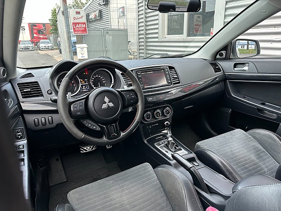 Mitsubishi Lancer 14 of 23