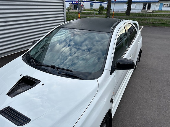 Mitsubishi Lancer 9 of 23