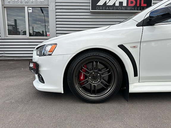 Mitsubishi Lancer 10 of 23