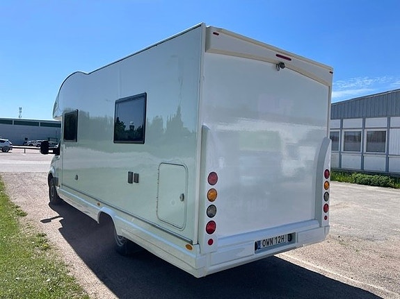 Nordic Office S Mercedes 5 of 13