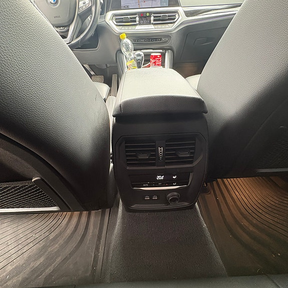 BMW 320d 23 of 30