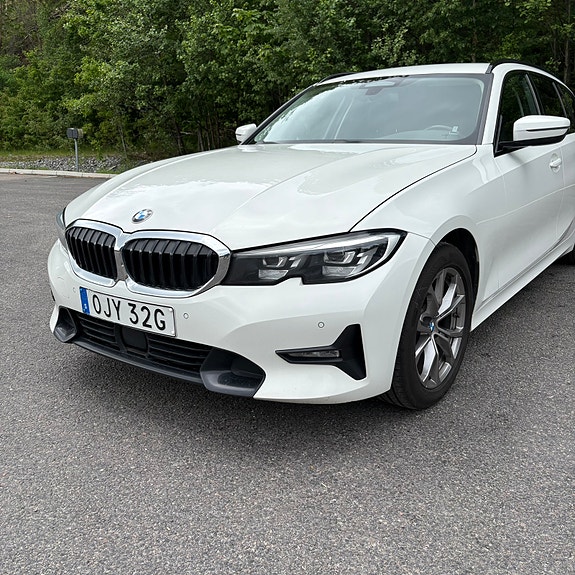 BMW 320d 6 of 30