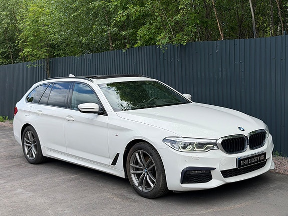 BMW 520d 3 of 5