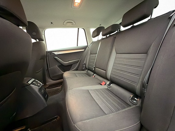 Skoda Octavia 28 of 30