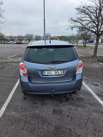 Toyota Verso 3 of 5