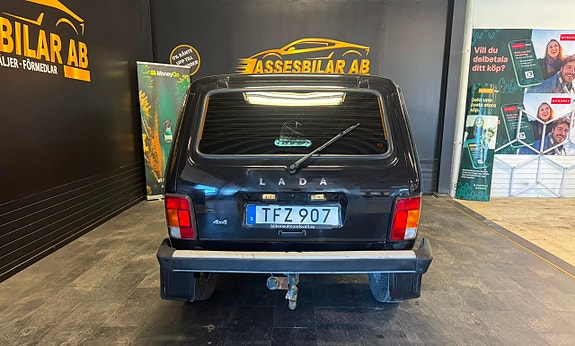 Lada Niva 10 of 17