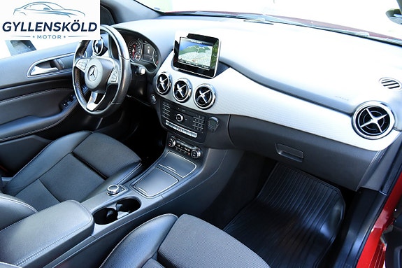 Mercedes-Benz B200 d 7 of 13