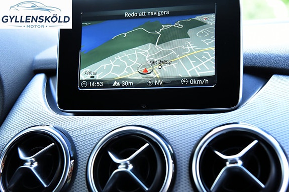 Mercedes-Benz B200 d 10 of 13