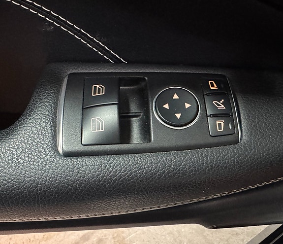 Mercedes-Benz C250 18 of 21
