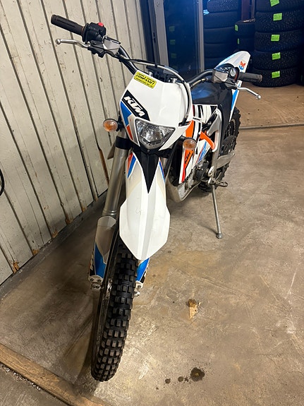 KTM FREERIDE E-XC 2 of 2