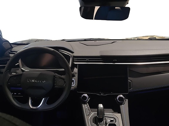 Lynk & Co 01 5 of 17