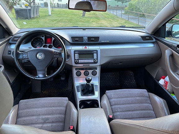 Volkswagen Passat 5 of 5