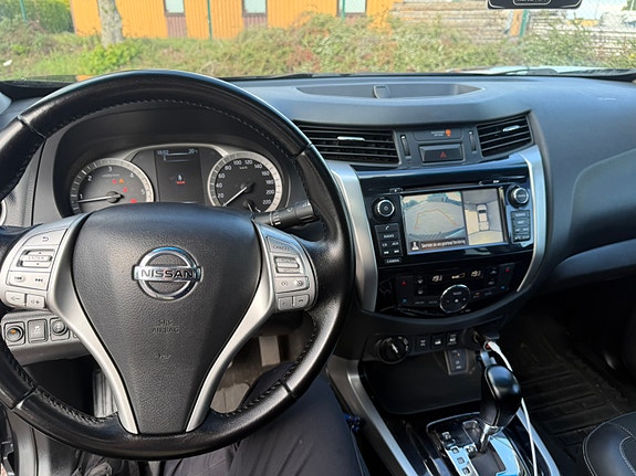 Nissan Navara 3 of 5