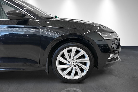 Skoda Octavia 4 of 5