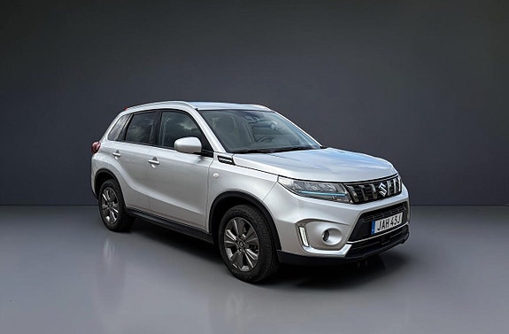 Suzuki Vitara 2 of 6