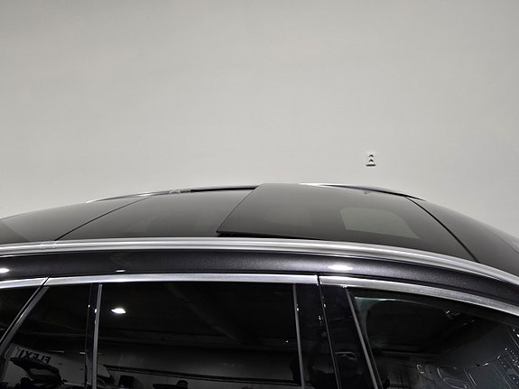 Mercedes-Benz E300 20 of 20