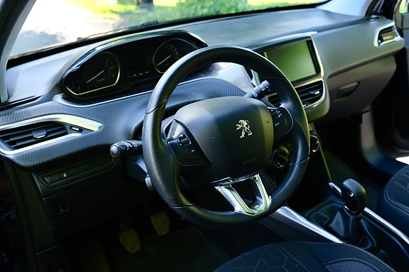 Peugeot 2008 6 of 19