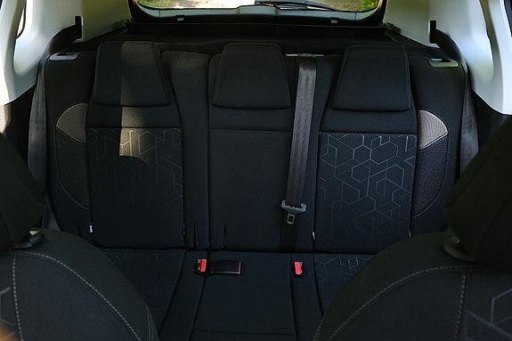 Peugeot 2008 15 of 19