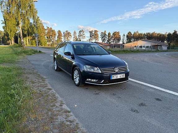 Volkswagen Passat 3 of 5