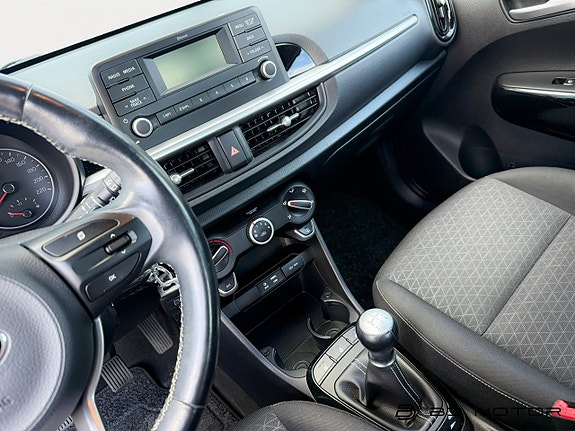 Kia Picanto 13 of 16