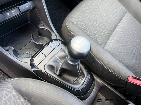 Kia Picanto 14 of 16