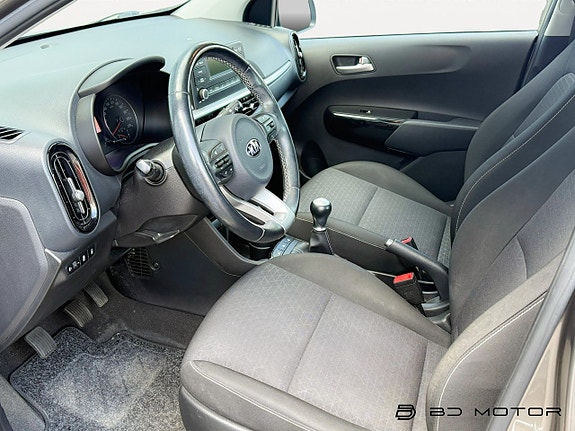 Kia Picanto 12 of 16