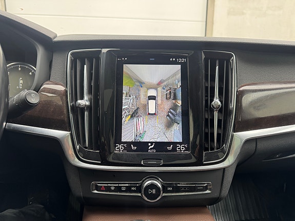 Volvo V90 7 of 8