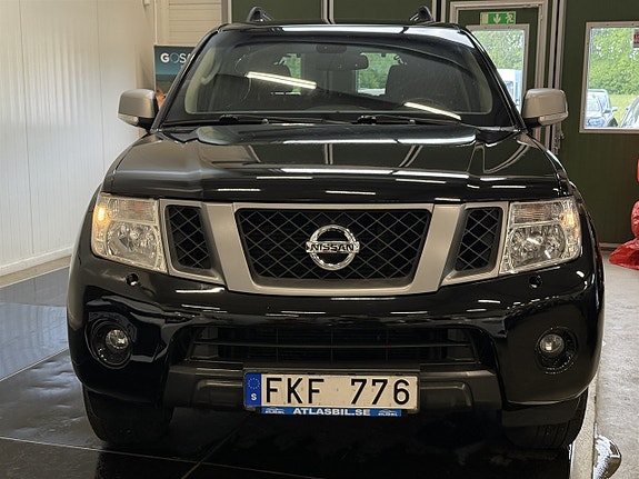 Nissan Pathfinder 8 of 21