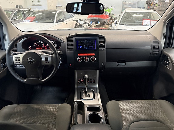 Nissan Pathfinder 18 of 21
