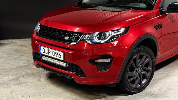 Land Rover Discovery Sport 2 of 5