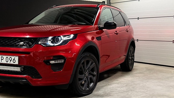 Land Rover Discovery Sport 3 of 5