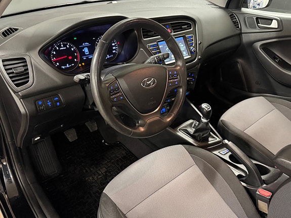 Hyundai i20 12 of 17