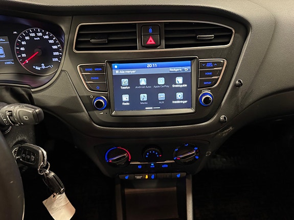 Hyundai i20 16 of 17