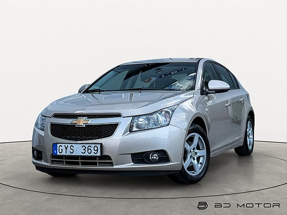 Chevrolet Cruze 6 of 15