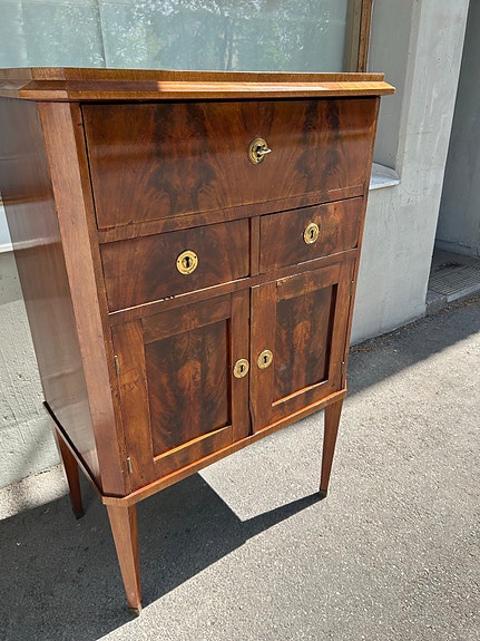 Product image 11 of 13