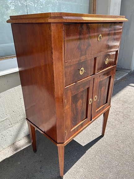 Product image 2 of 13