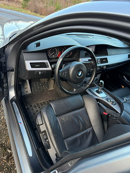 BMW 520d 12 of 30