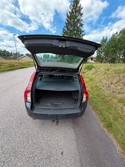 Volvo V50 7 of 19