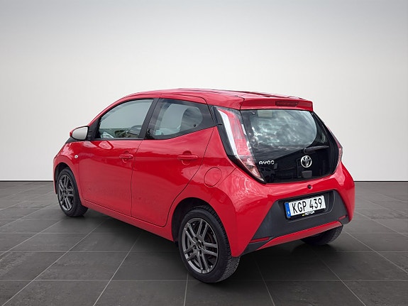 Toyota Aygo 4 of 5