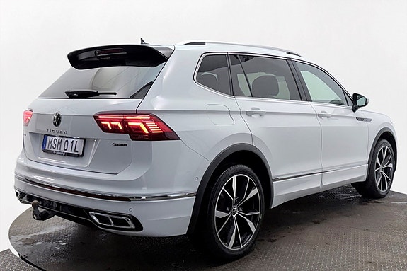 Volkswagen Tiguan Allspace 6 of 30
