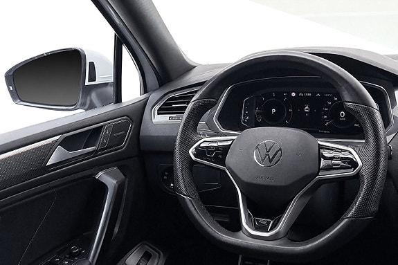 Volkswagen Tiguan Allspace 17 of 30