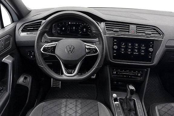 Volkswagen Tiguan Allspace 18 of 30