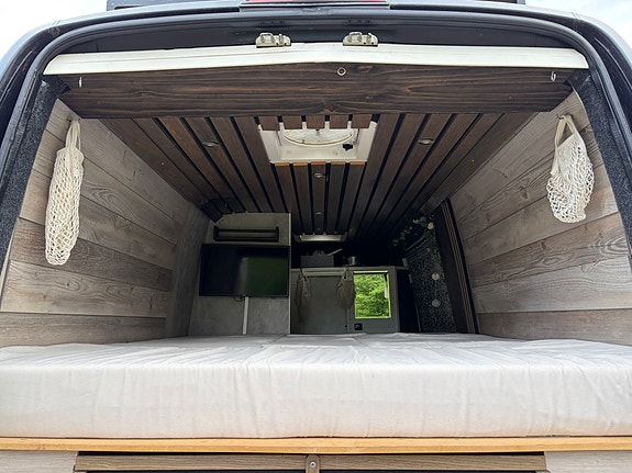 Mercedes-Benz Sprinter 6 of 16
